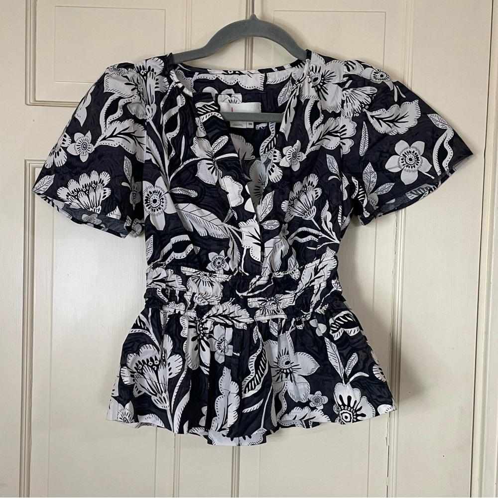 Anthropologie The Somerset FLATTERING Blouse Dark Floral Gray & Black, Size XXS - Picture 2 of 8